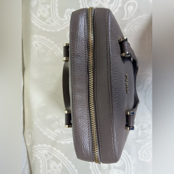 Furla two way bag - shoulder strap included - Picture 4 of 16